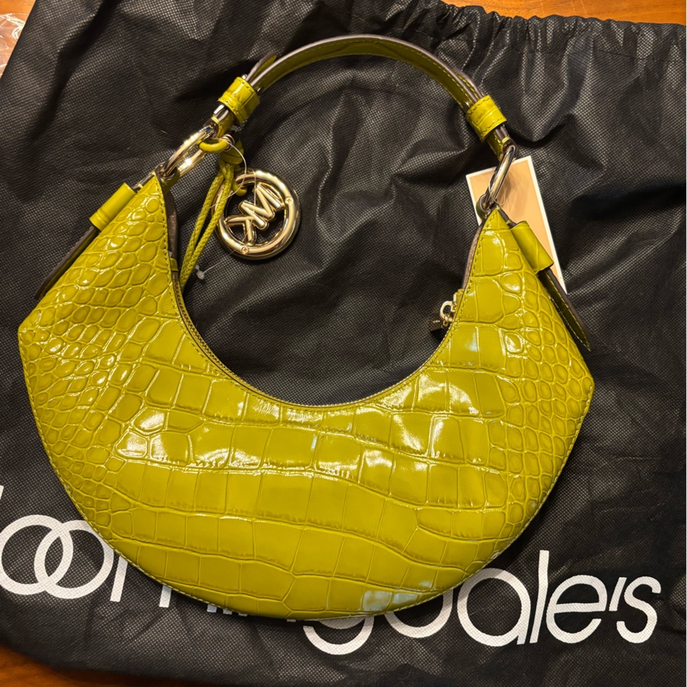 MICHAEL KORS NWT Koa Patent Leather Medium Shoulder Bag & dust bag*, croc - Picture 6 of 17